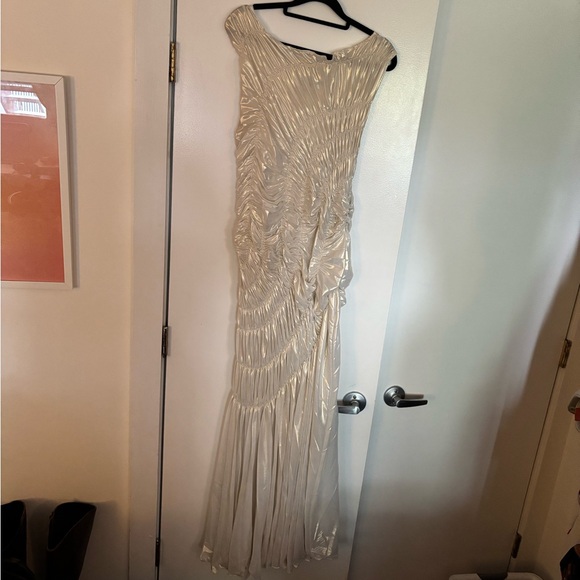 Georgia Hardinge Fossil Dress | Ivory Metallic | US 14 - Picture 7 of 10